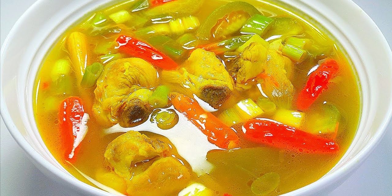 Sahur Tanpa Ribet: Ini Resep Ayam Kuah Asam Ala Rice Cooker