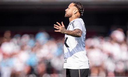 Neymar Dikritik Legenda MU, Status ‘Pemain Top’ Dipertanyakan