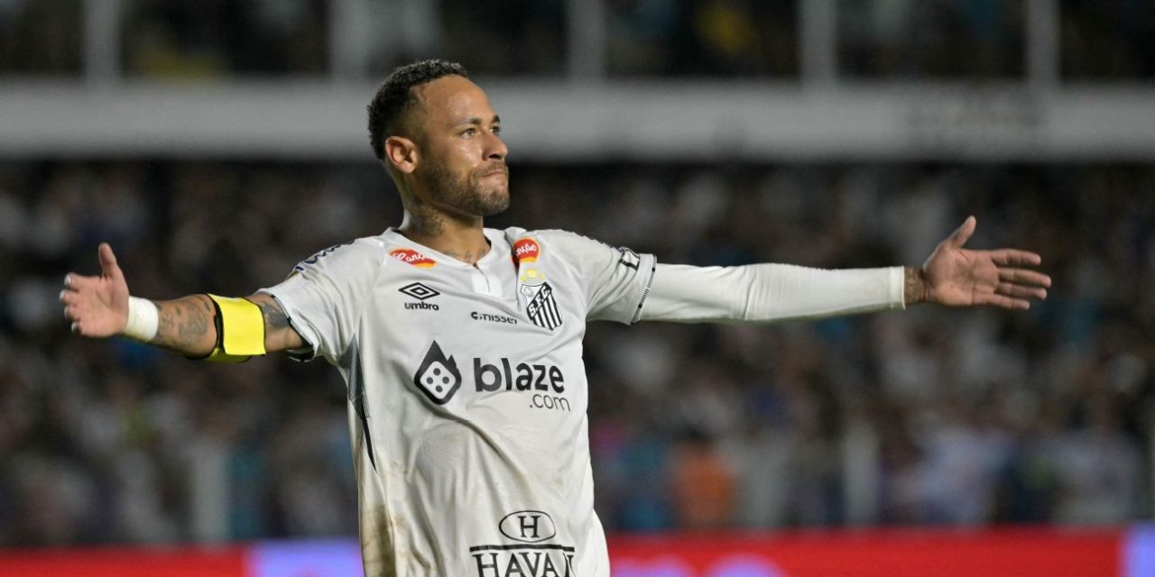 Neymar Da Silva Pesepak Bola Yang Dikenal Ragam Sensasional