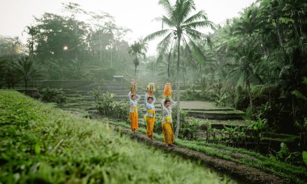 Pariwisata Berkelanjutan: Kesadaran Akan Dampak Lingkungan